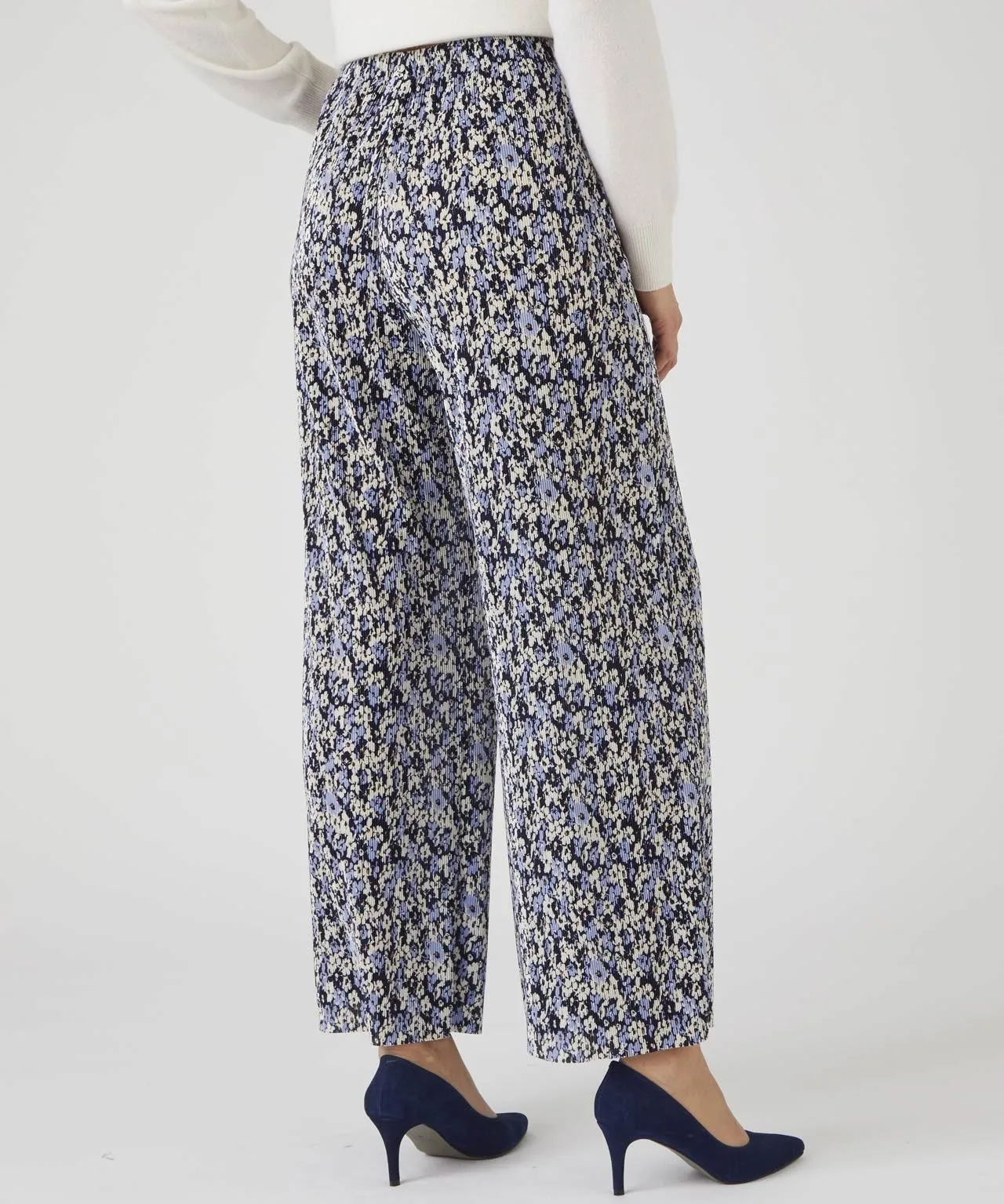 Pleated Trousers 7/8 Length