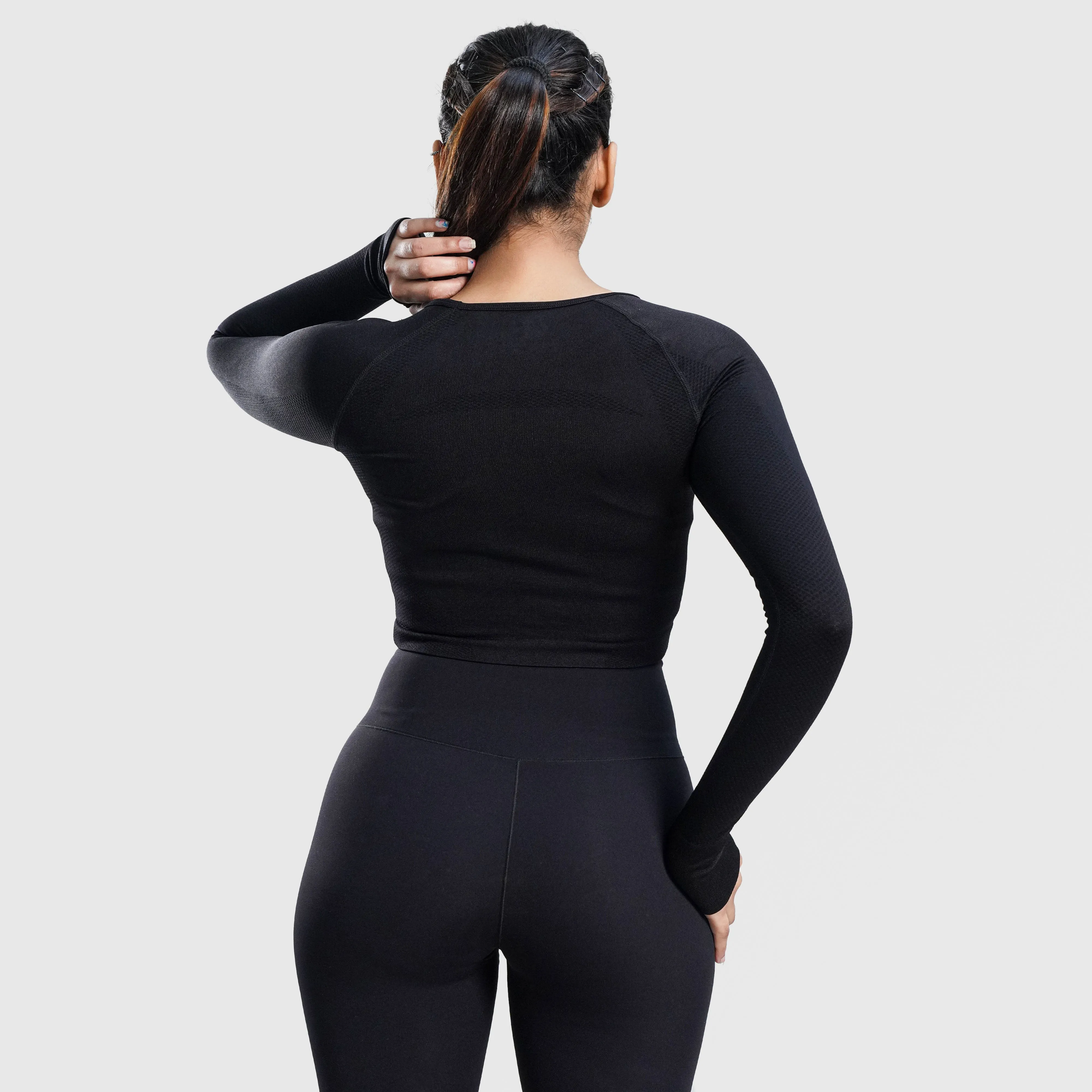 Sleek Rank Seamless Crop Top in Black