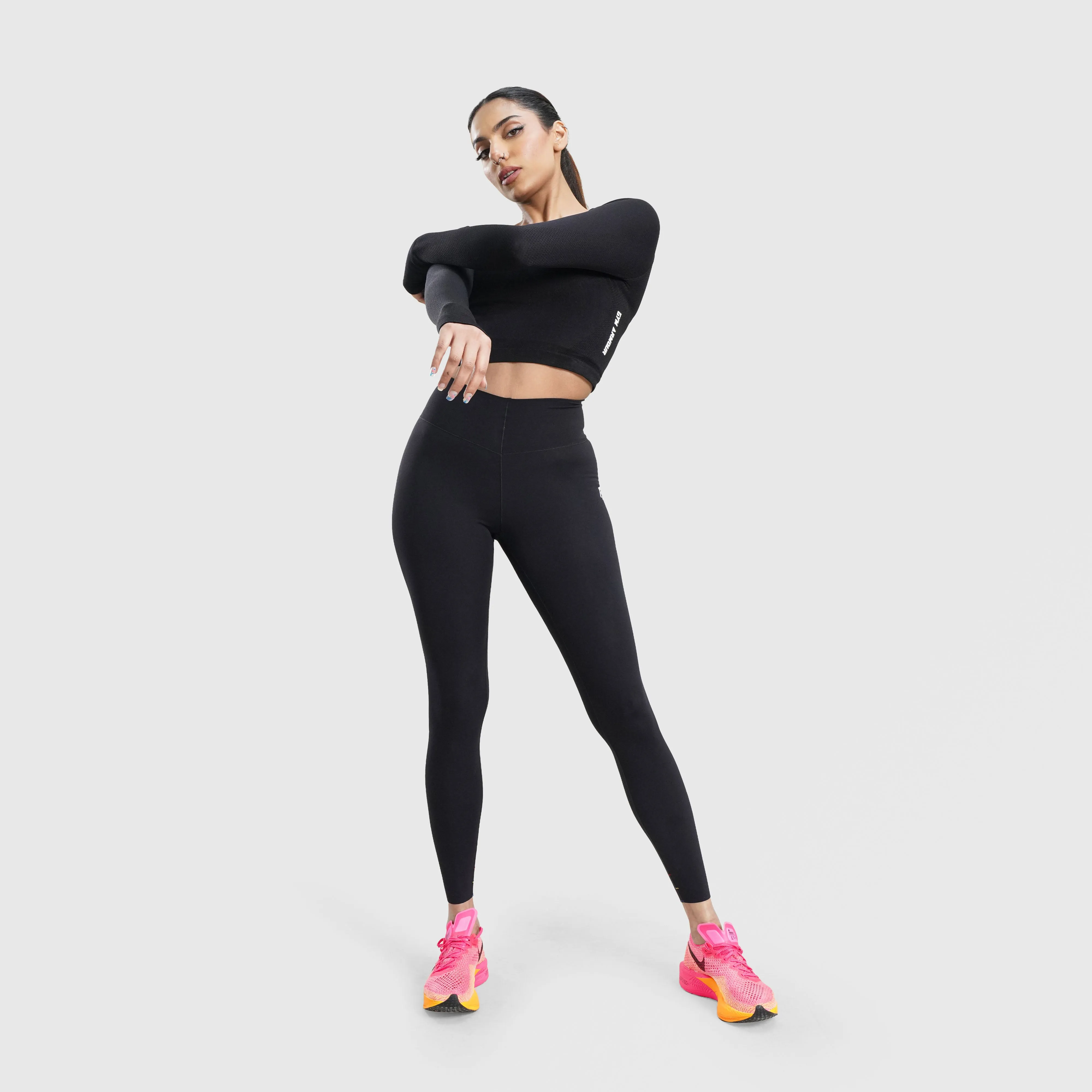 Sleek Rank Seamless Crop Top in Black