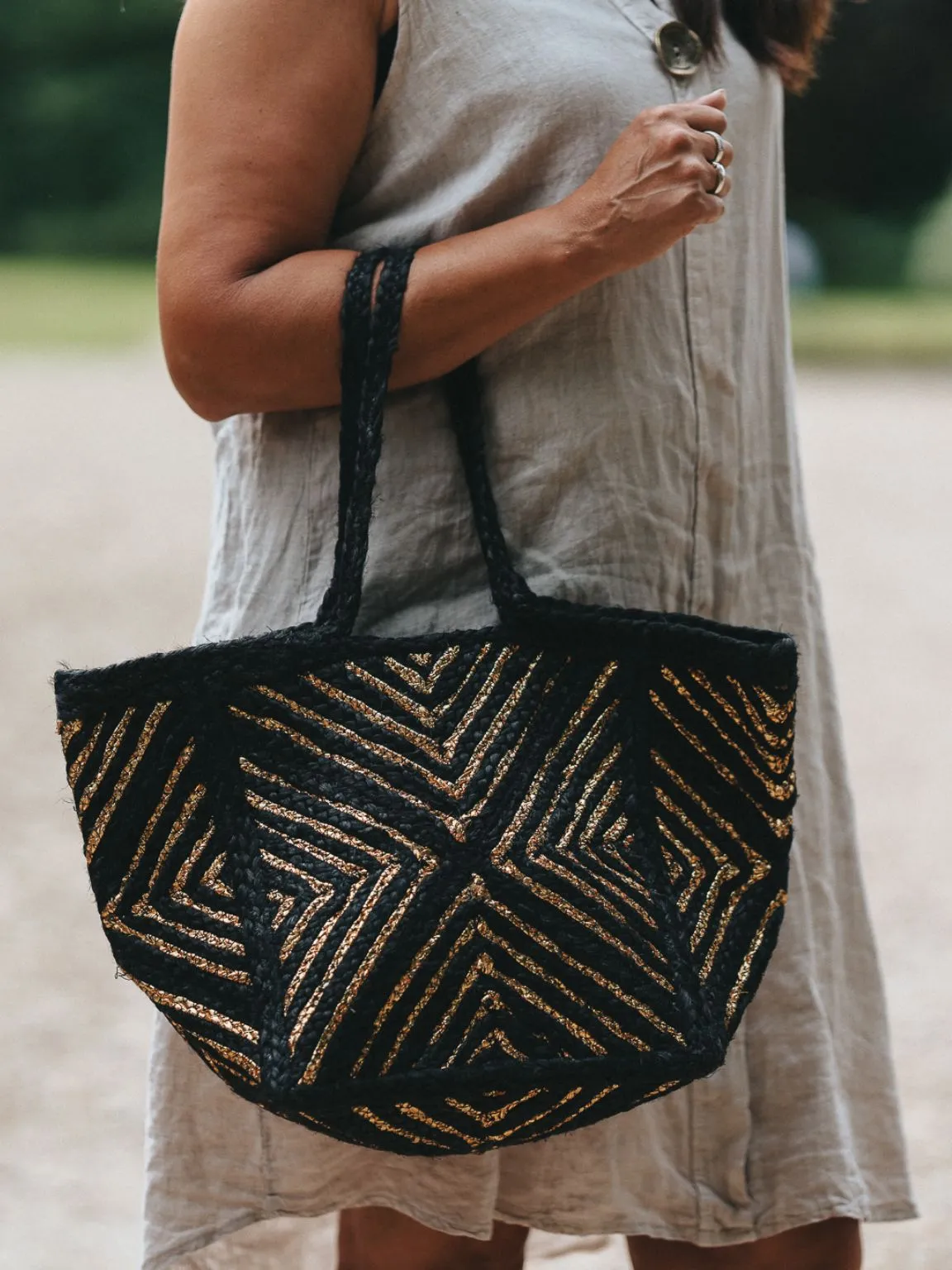 Metallic Pattern Woven Bag