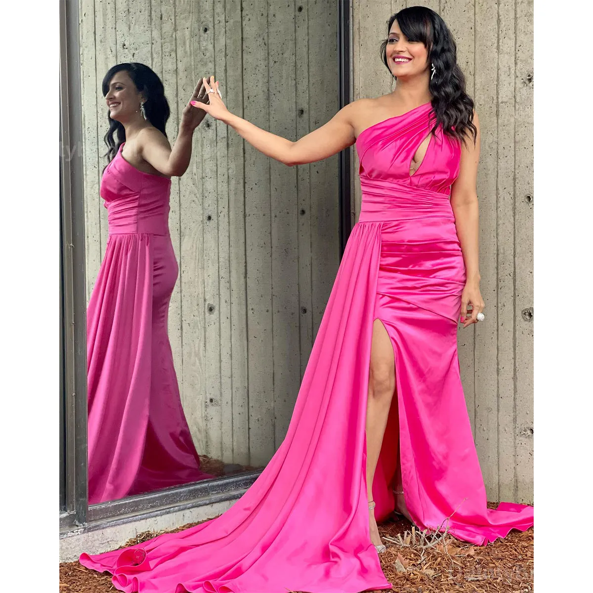 Chic Mermaid Satin Fuchsia Bridesmaid Gown with Side Slit, Online