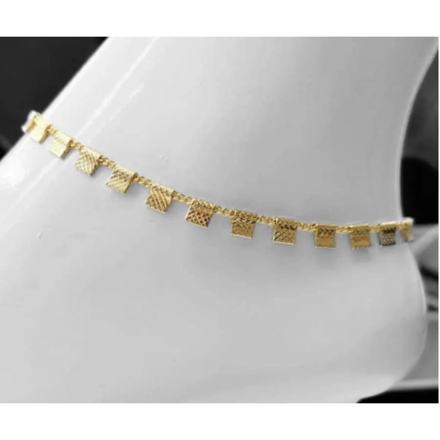 Geometric Square Charm Anklet in 18k Gold