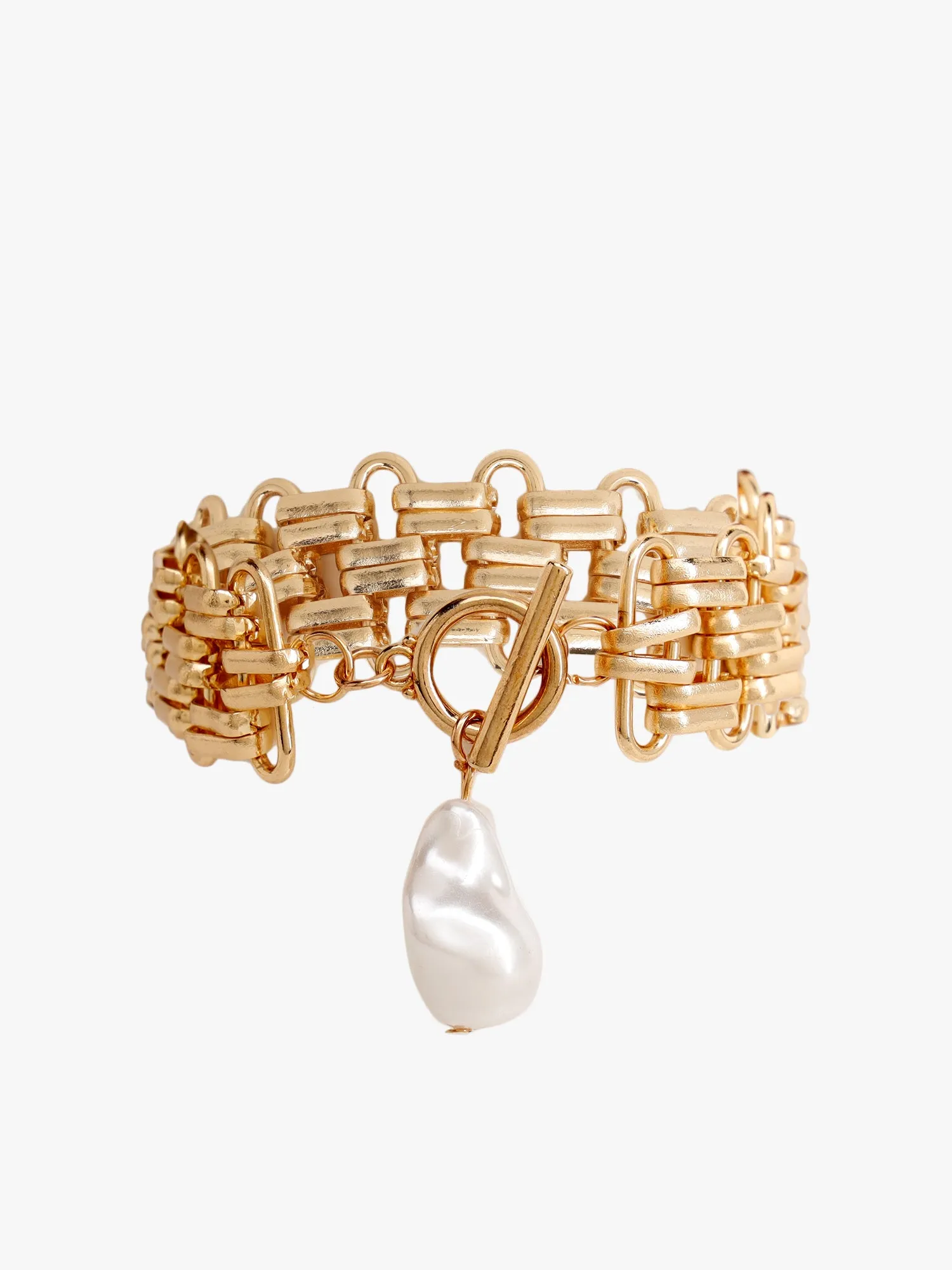 Gold Bracelet With Enchanted Pearl Droplet