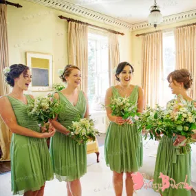 Lemon Green V-neck V-back Sleeveless Chiffon Bridesmaid Dresses