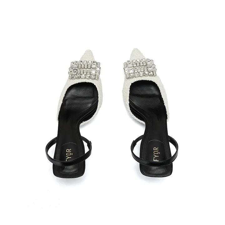 Pumps with Diamond Brooch BB 56