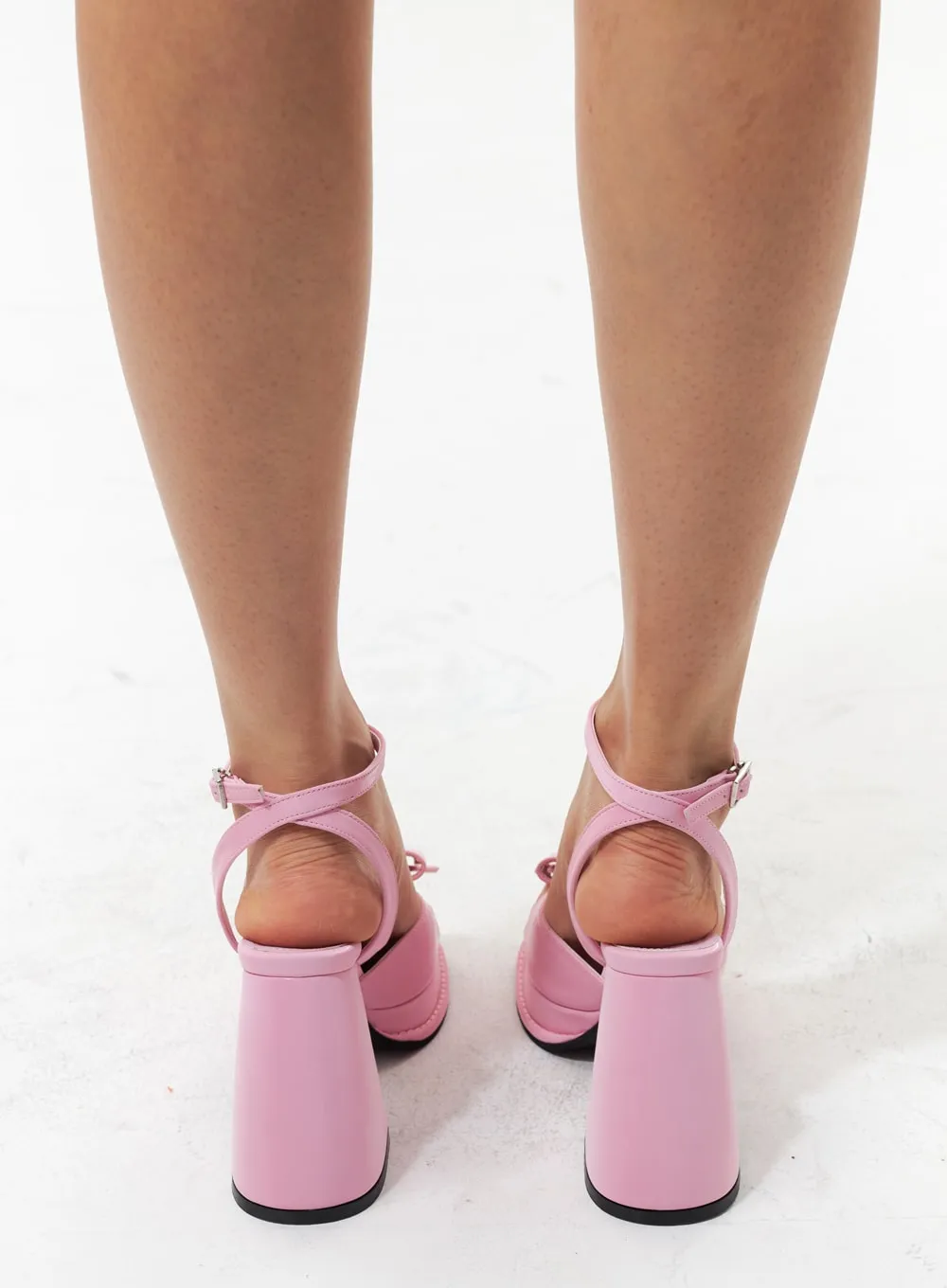 Heel Sandals with Ribbon Detail