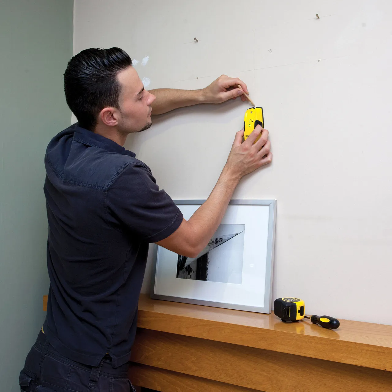 Stanley STHT0-77403 S100 Stud Finder